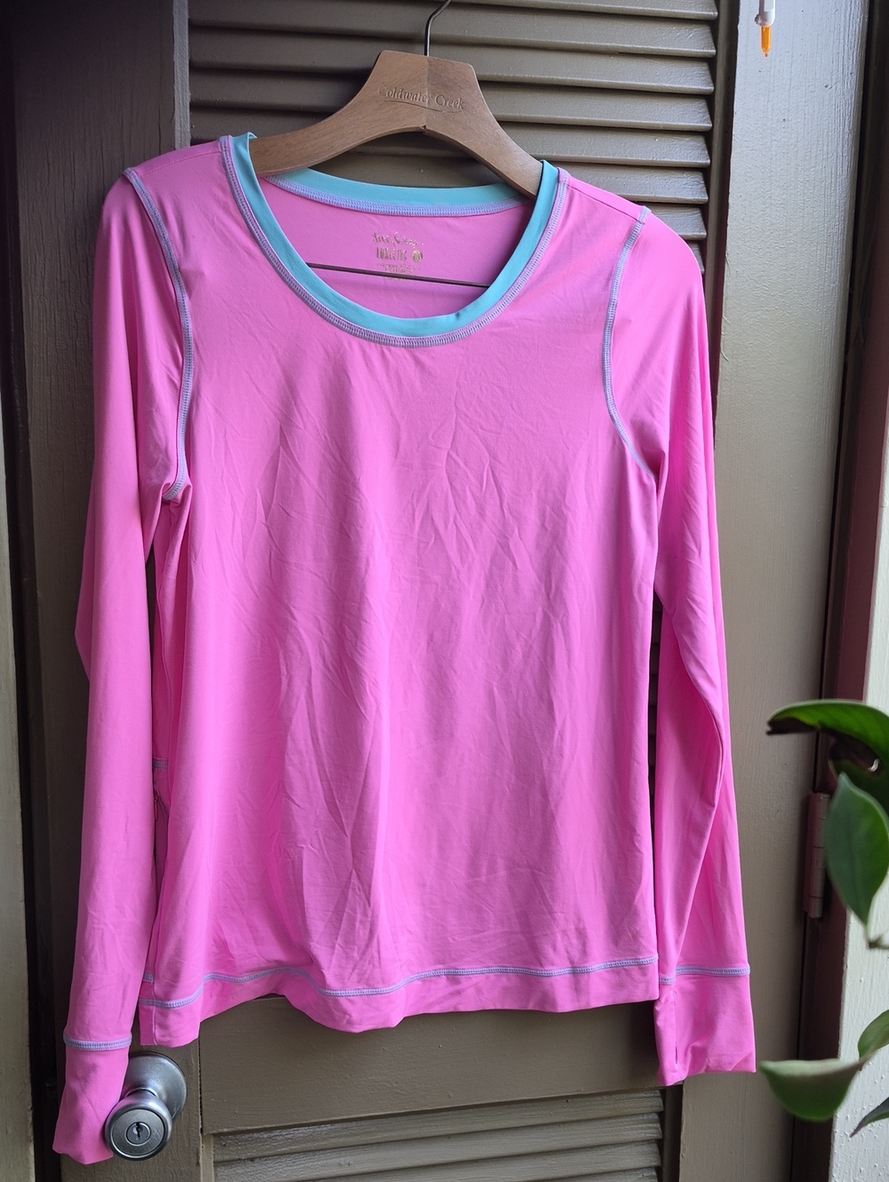 Lilly Pulitzer Long Sleeve Luxletic Athletic Top in Pink Size M UPF Protection